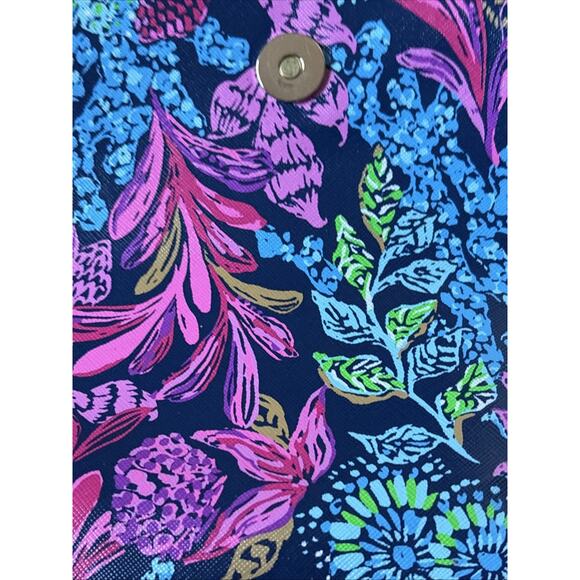 NWT LILLY PULITZER LAPTOP CASE, LEATHERETTE W/POCKET COMPUTERS CALYPSO COAST 14" - Picture 9 of 10